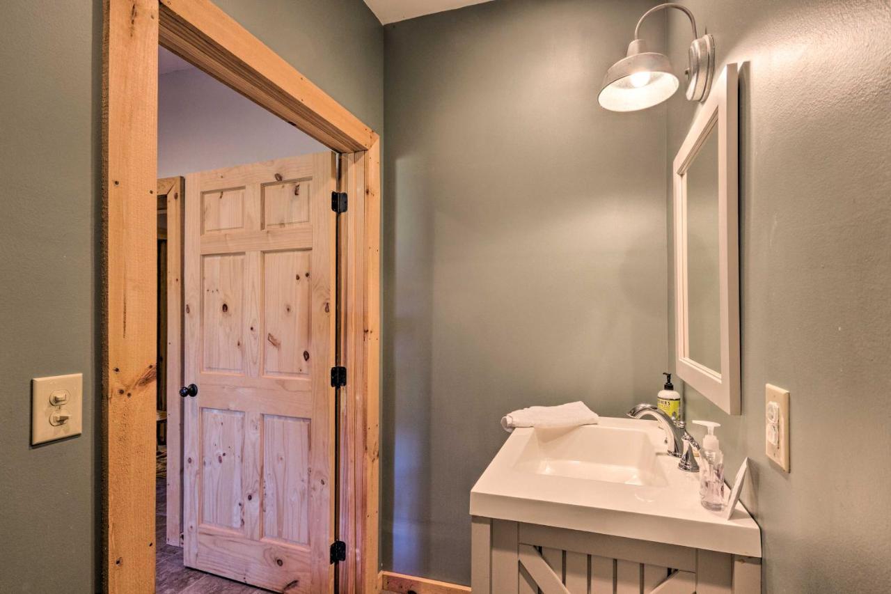 Pet-Friendly Blue Ridge, Cherokee Forest Retreat! Greeneville Eksteriør bilde