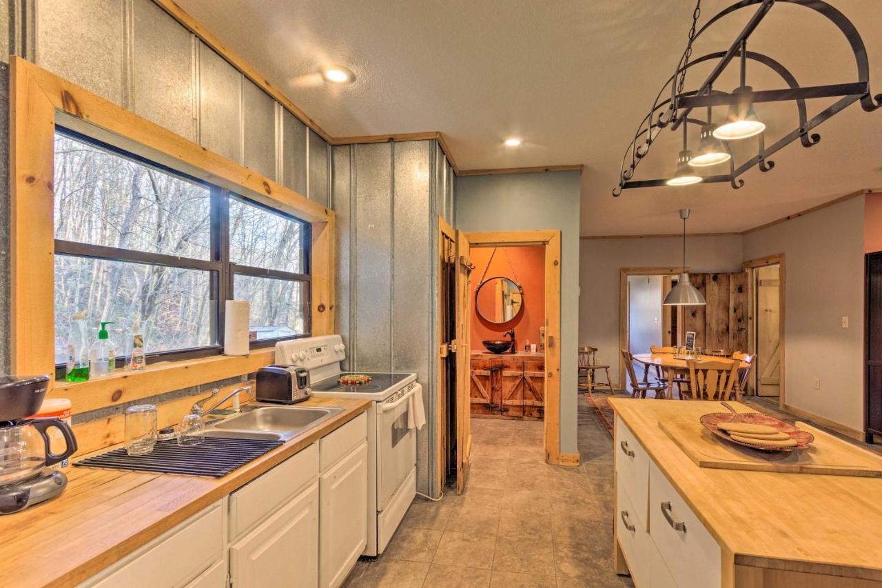 Pet-Friendly Blue Ridge, Cherokee Forest Retreat! Greeneville Eksteriør bilde