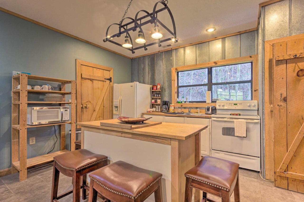 Pet-Friendly Blue Ridge, Cherokee Forest Retreat! Greeneville Eksteriør bilde