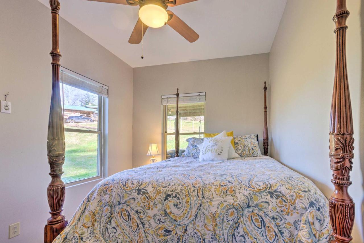 Pet-Friendly Blue Ridge, Cherokee Forest Retreat! Greeneville Eksteriør bilde